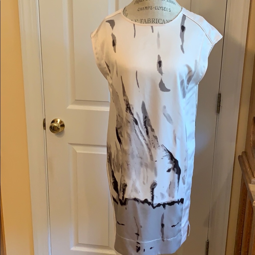 Dalia Abstract Print Dress Size 8